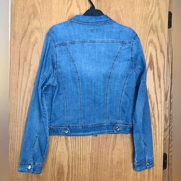 Earl Denim Jean Jacket with Rhinestones - Picture 2 of 8